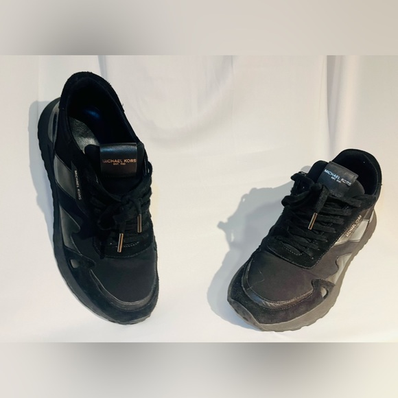 NWOT| MICHAEL KORS TRAINER MILES SUEDE AND SCUBA | BLK - Picture 4 of 13